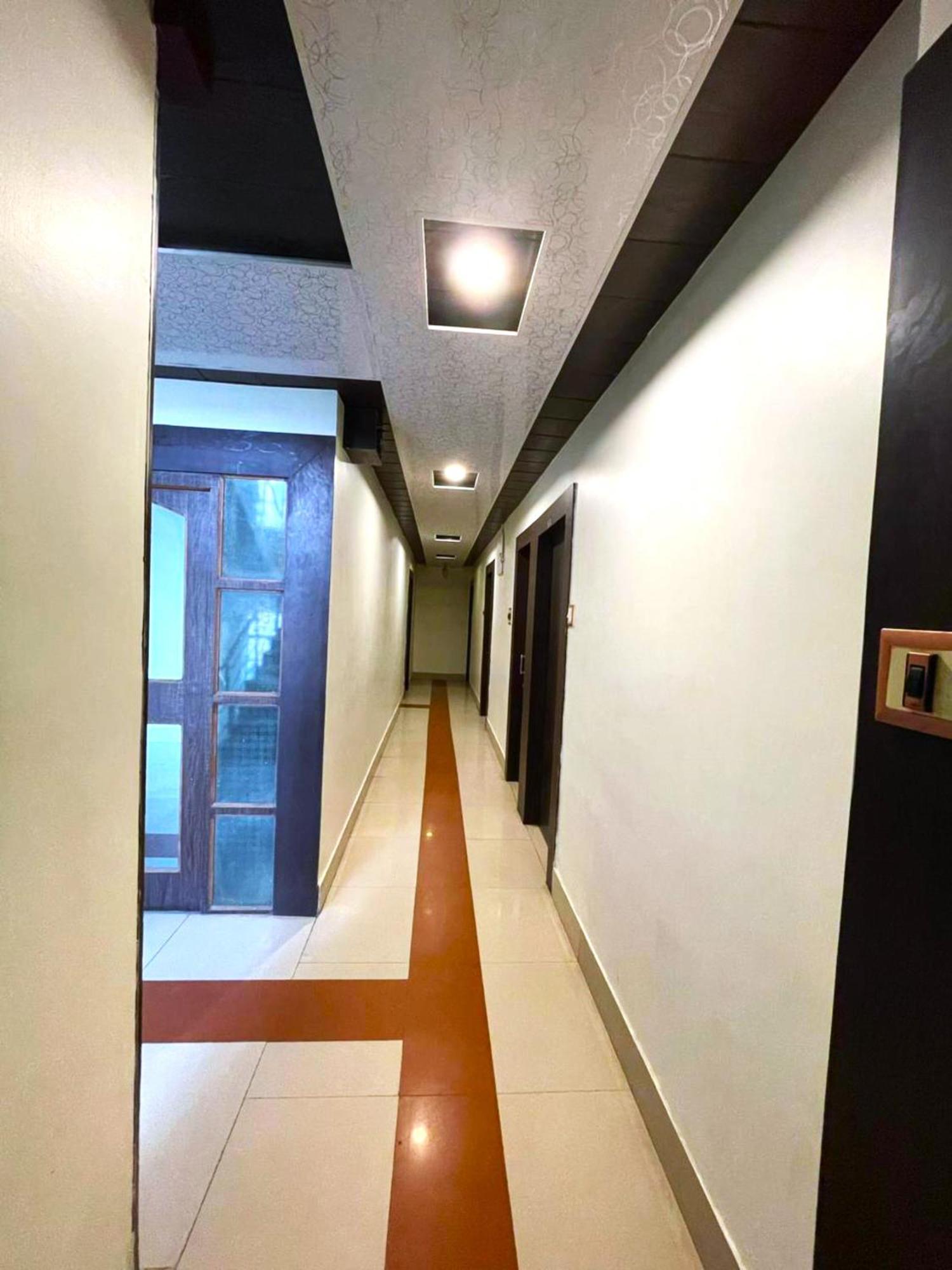 Hotel Grg R P International Patna à Patna  Extérieur photo